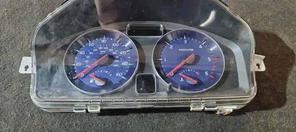 Volvo C30 Speedometer (instrument cluster) 30733375