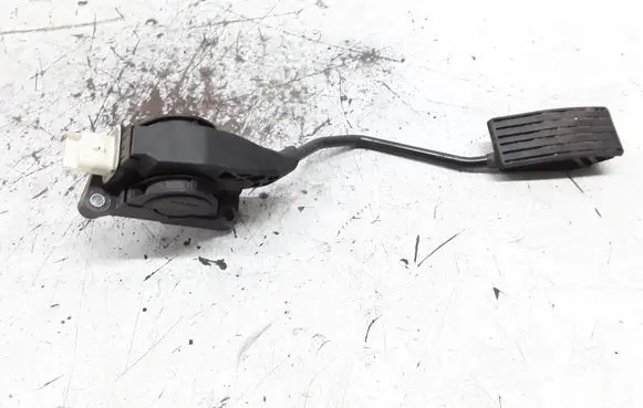 Peugeot 407 Accelerator throttle pedal F00C3E2429