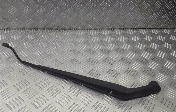Toyota Corolla Verso E121 Front wiper blade arm