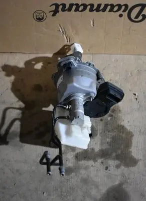 Porsche Taycan 9J1 Master brake cylinder