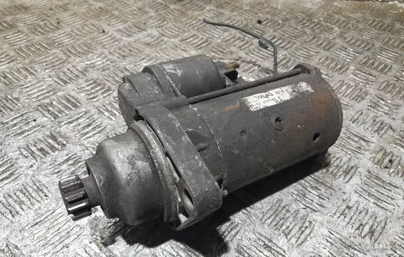 Volkswagen Golf IV Starter motor 25f2vl4