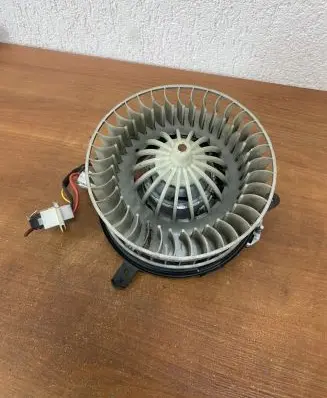 Mercedes-Benz E W210 Air conditioning (A/C) fan (condenser) A2108211551 E999