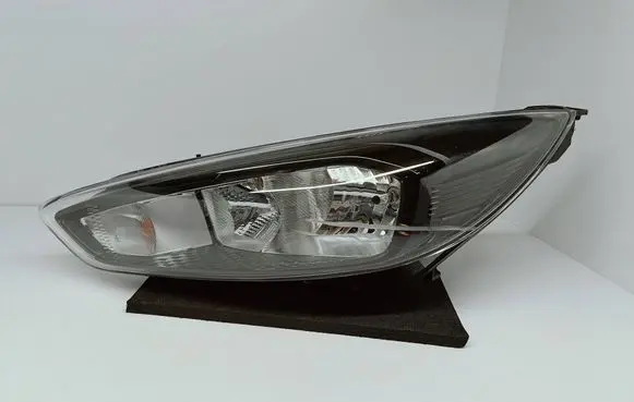 Ford Focus Headlight/headlamp F1EB13W030EC L1968 RD4SC