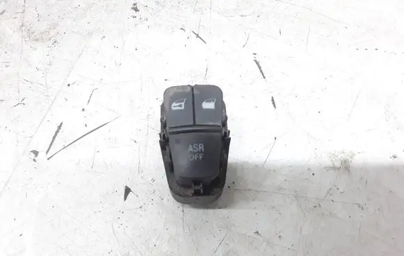 Traction control (ASR) switch