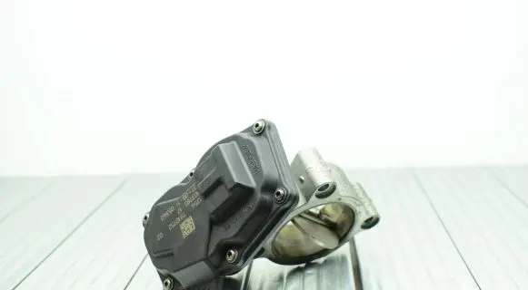 BMW 5 F10 F11 Throttle valve 7810752