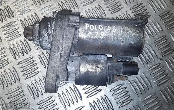 Volkswagen Polo IV 9N3 Starter motor