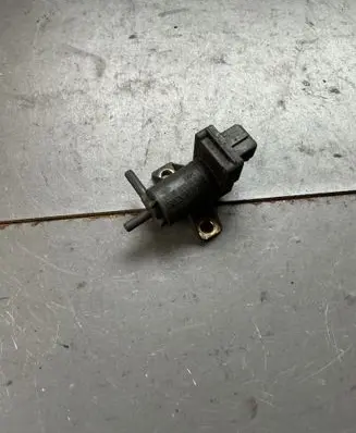 Renault Clio II Turbo solenoid valve H0M100788