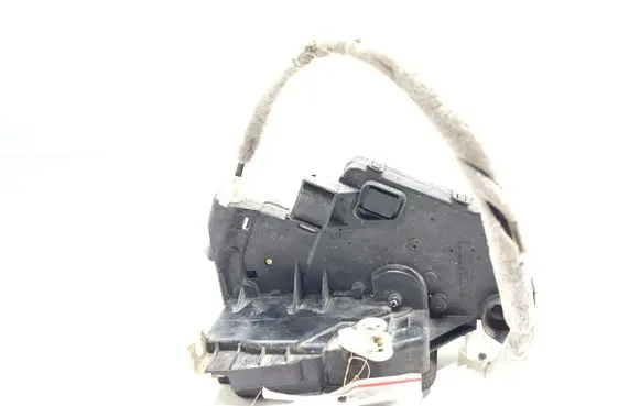 BMW 3 E46 Front door lock
