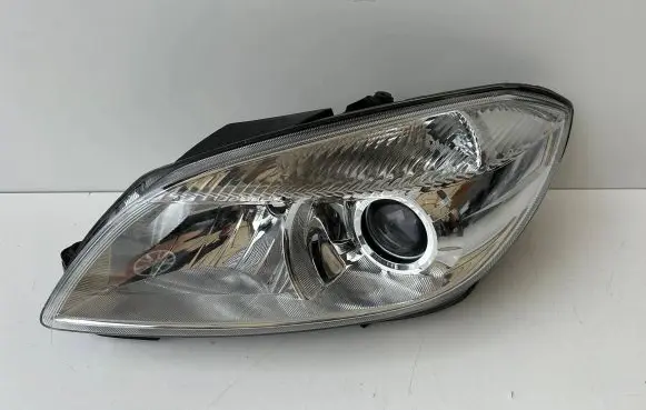 Skoda Fabia Mk2 (5J) Headlight/headlamp 5J1941015D