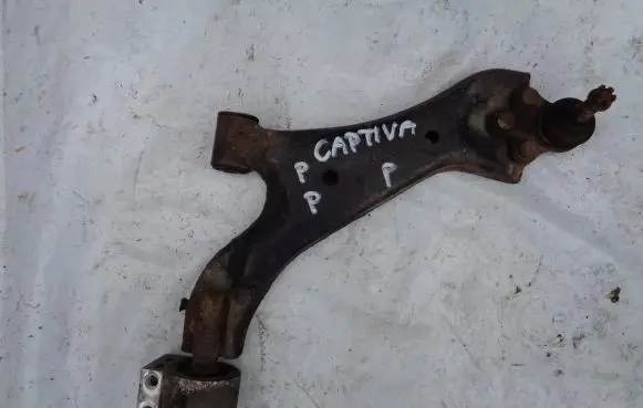 Chevrolet Captiva Front lower control arm/wishbone