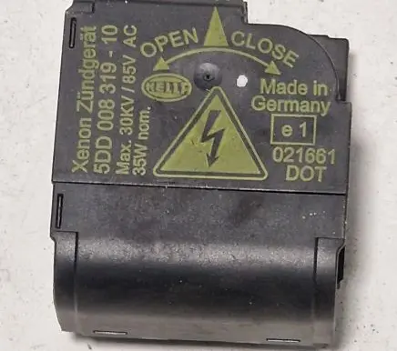 Mercedes-Benz E W211 Headlight ballast module Xenon 5DD00831910