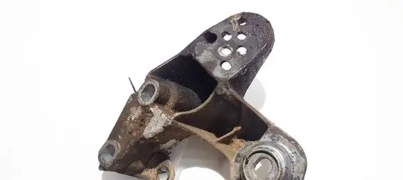 Audi A6 S6 C5 4B Engine mounting bracket 4b0199351a