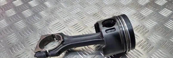 Mercedes-Benz C W203 Piston with connecting rod