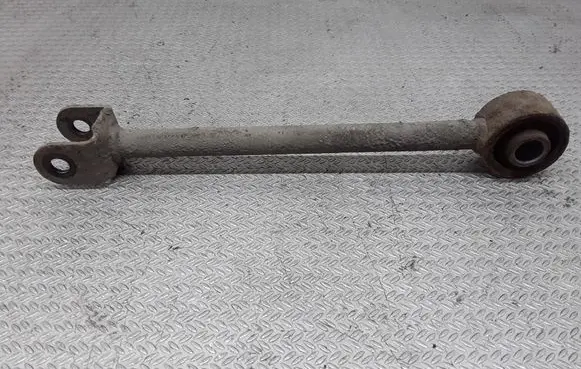 Rear control arm
