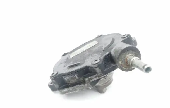 Mercedes-Benz B W245 Vacuum pump A6402300465