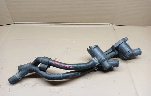 Skoda Octavia Mk2 (1Z) Thermostat housing 03F121026B 03F121111A