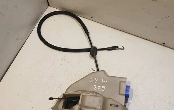 Volkswagen Golf V Front door lock 1K0837350