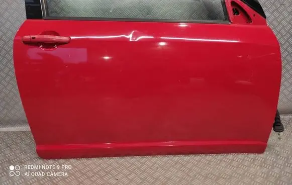 Suzuki Swift I Front door