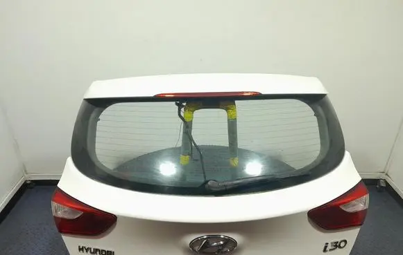 Hyundai i30 Tailgate/trunk/boot lid 