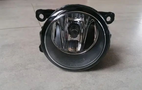 Renault Trafic III (X82) Front fog light 89202503 8200074008 A079773