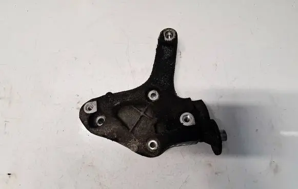 Volkswagen Touran I Engine mounting bracket 1K0260885B