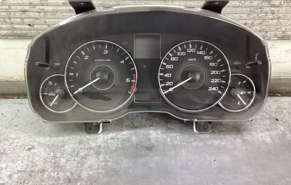 Subaru Legacy Speedometer (instrument cluster) FS0336 85003AJ500 0388011