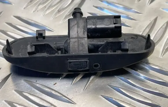 Audi SQ7 Windshield washer spray nozzle 4M0955987