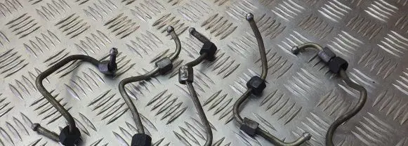 Citroen C3 Fuel injector supply line/pipe 