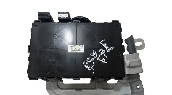 Nissan Leaf I (ZE0) Central body control module 284B14NR0B 62851 116RI000