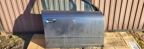 Audi A4 S4 B7 8E 8H Front door 131313