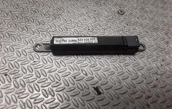 Audi A2 Aerial antenna amplifier 8Z0035225