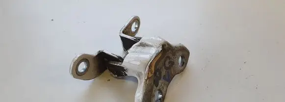 Toyota Avensis T270 Rear door upper hinge
