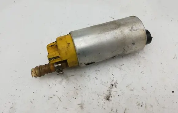 Toyota Avensis T250 Fuel filter NOCODE