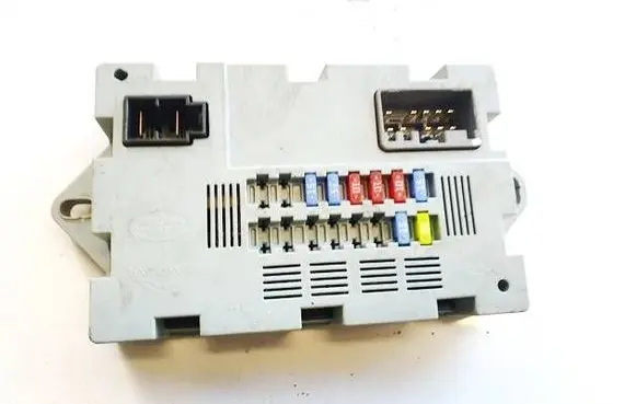 Jaguar XF Fuse box set 73707520 7370-7520