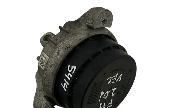 BMW 5 F10 F11 Engine mount bracket 6785601