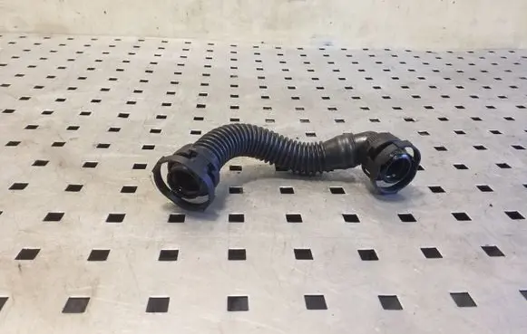 Volkswagen PASSAT B8 Breather/breather pipe/hose 