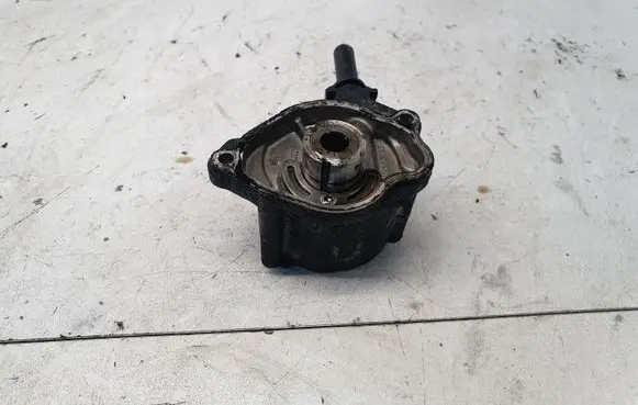 Mercedes-Benz C W204 Vacuum pump A6512300165
