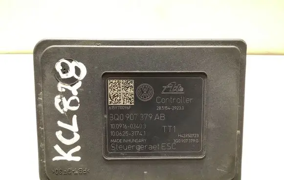 Volkswagen PASSAT B8 ABS Pump 3Q0907379AB 3Q0614517AB
