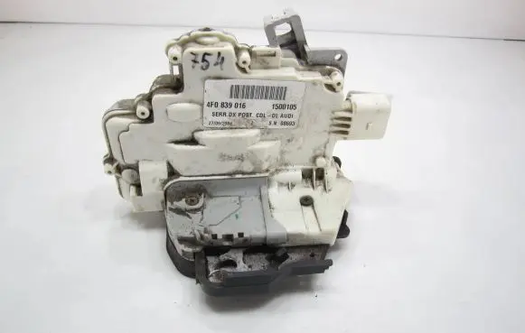 Audi A6 S6 C6 4F Front door lock 4F0839016