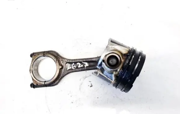 Ford Fiesta Piston with connecting rod