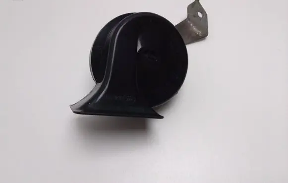 Mitsubishi Pajero Horn signal E20092018 A046316