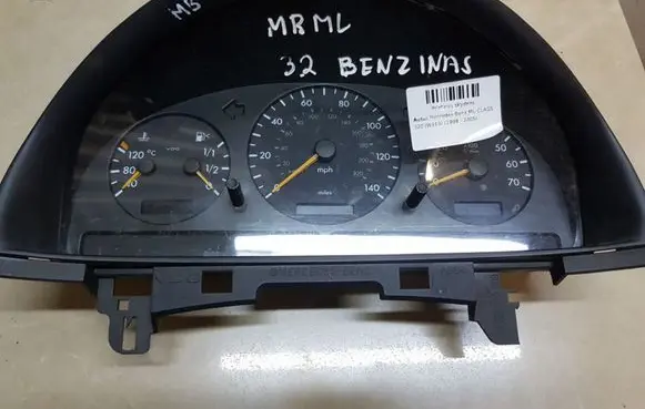 Mercedes-Benz ML W163 Speedometer (instrument cluster) A1635402247