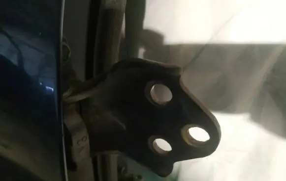 Front door upper hinge