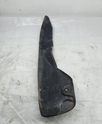 Skoda Yeti (5L) Fender end trim 5L0821111