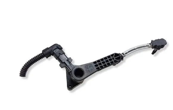Peugeot 2008 II Rear air suspension level height sensor 9824501180