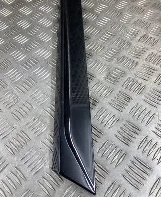 Audi Q7 4M Tailgate trim 4M0854871