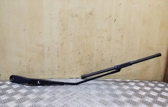 Volvo S60 Front wiper blade arm 30753508
