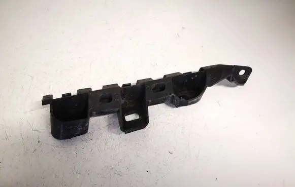 Volkswagen PASSAT B7 Front bumper mounting bracket 3aa807183