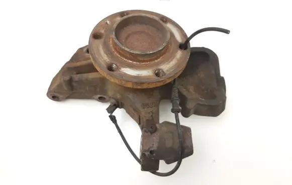 Mercedes-Benz Sprinter W906 Front wheel hub 038H