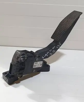 Opel Signum Accelerator throttle pedal 9186724 6PV00832200